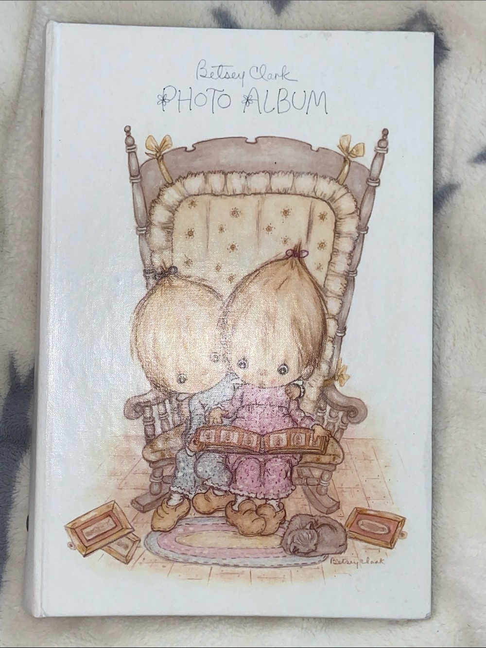 VTG BETSEY CLARK PHOTO ALBUM Hallmark 1977 Collectible
